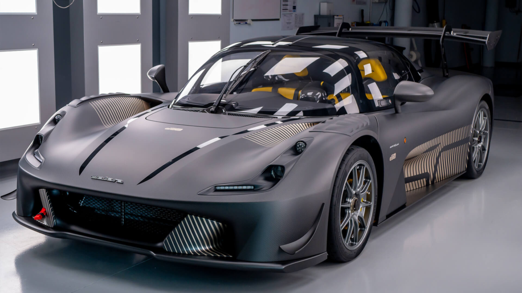 IAD - Instituto de Automovilismo Deportivo.