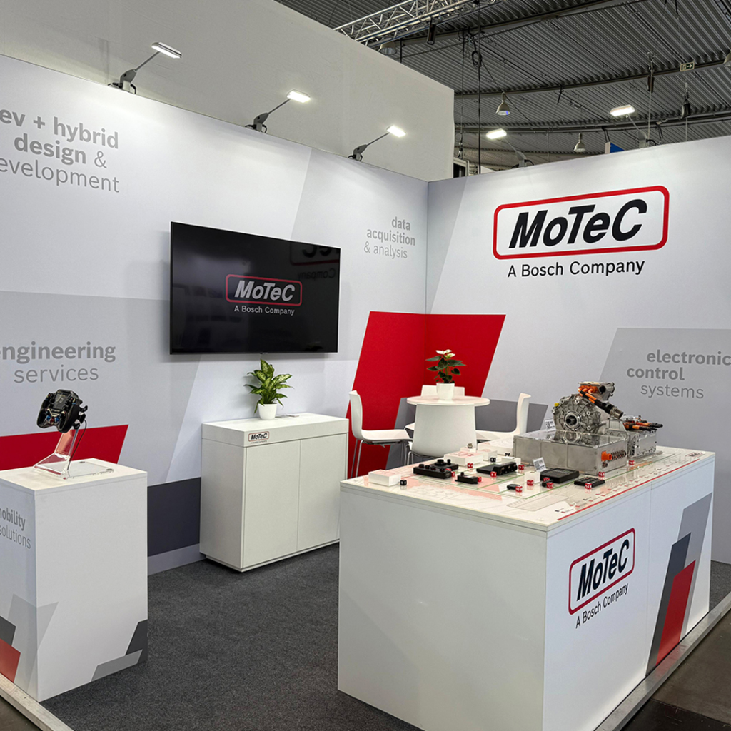 IAD - Instituto de Automovilismo Deportivo.