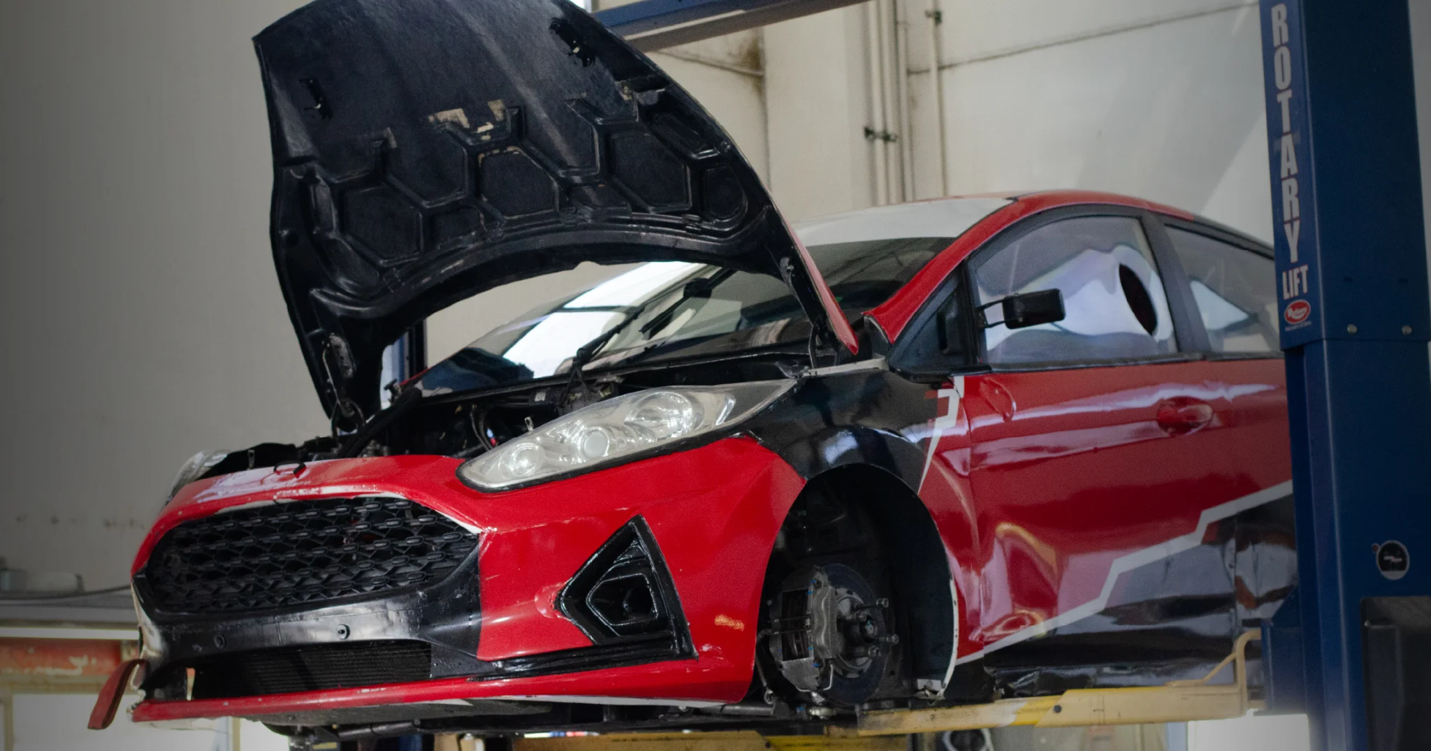 Técnica, investigación y desarrollo de automóviles de competición